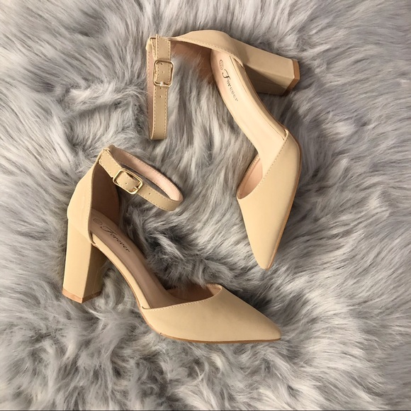 Tan Closed Pointed Toe Heel - Picture 3 of 5